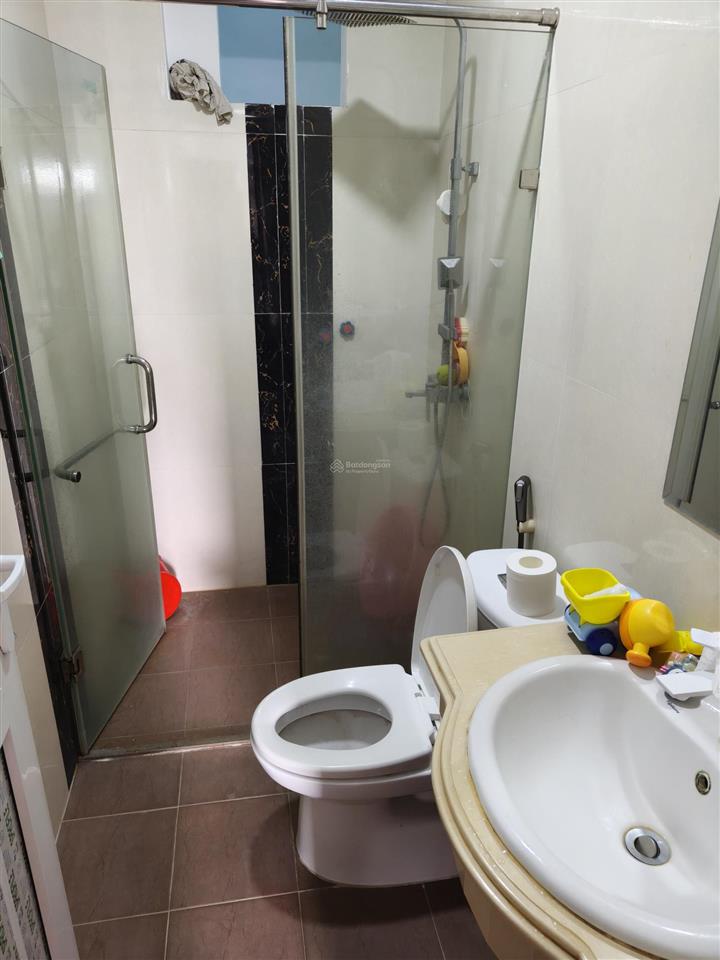 Cho thuê căn nhà 32m2 5 tầng tại vĩnh hưng