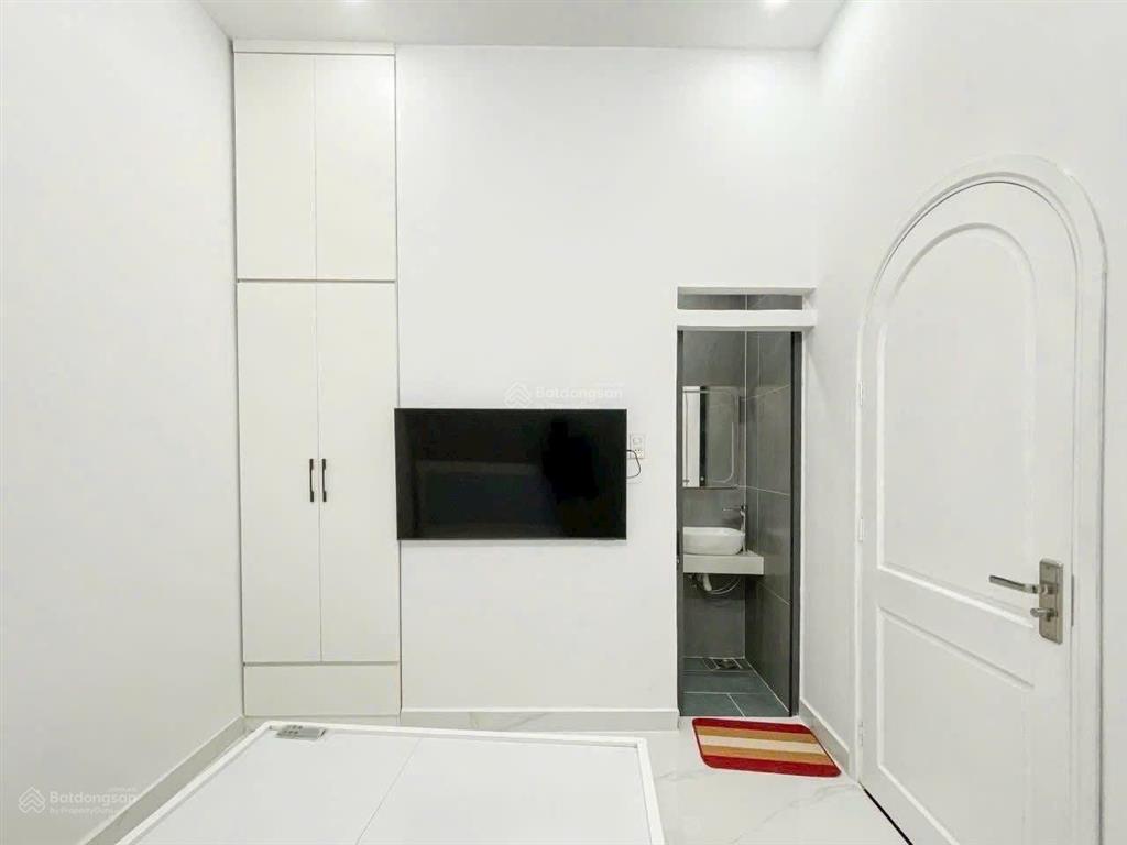 Nhà đẹp 4tầng 4pn ngay 4xã hương lộ 2  phan anh