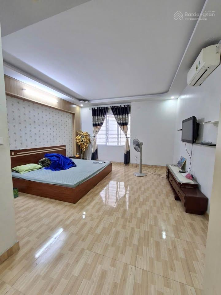 Bán nhà phố ngô quyền, khu đt văn khê, hà đông, ô tô qua nhà, kinh doanh, 40m 5 tầng, giá 9,8 tỷ