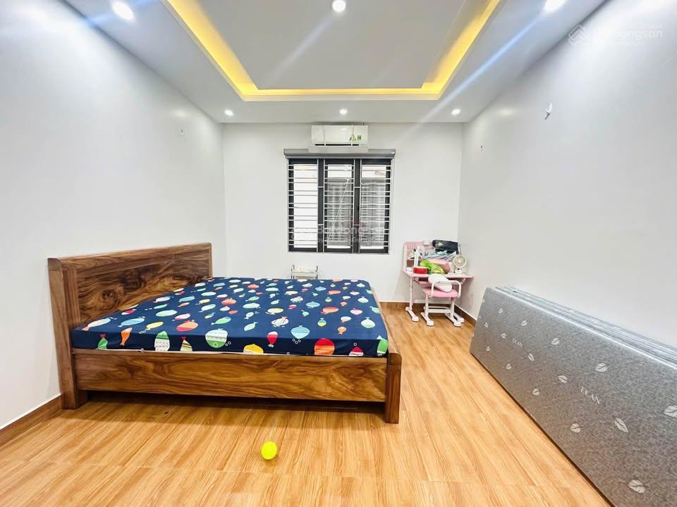 Bán nhà phố ngô thì sỹ, vạn phúc, hà đông, dt 47m 4 tầng dân xây, ô tô đỗ cửa, sát phố, giá 9,9 tỷ