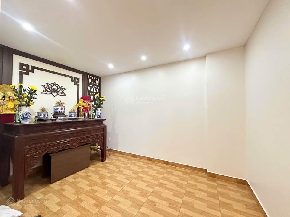 Bán nhà phố ngô thì sỹ, vạn phúc, hà đông, dt 47m 4 tầng dân xây, ô tô đỗ cửa, sát phố, giá 9,9 tỷ
