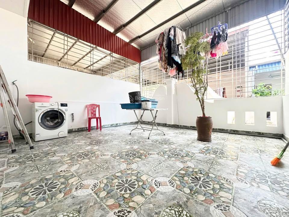 Bán nhà phố ngô thì sỹ, vạn phúc, hà đông, dt 47m 4 tầng dân xây, ô tô đỗ cửa, sát phố, giá 9,9 tỷ