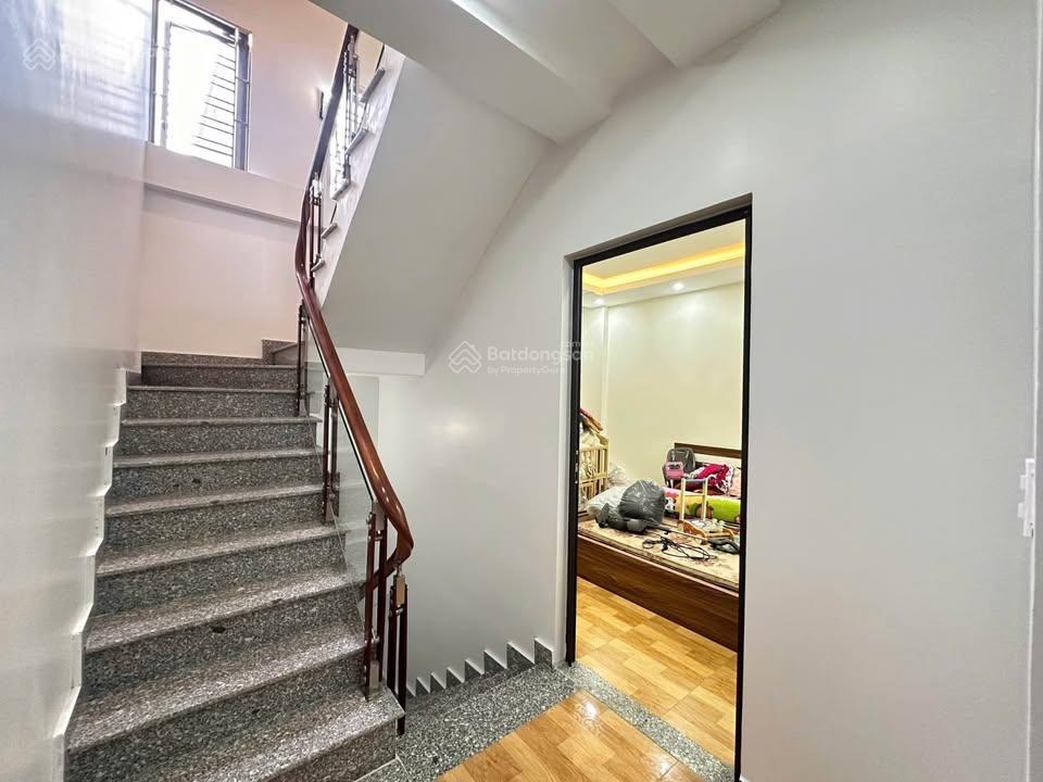Bán nhà phố ngô thì sỹ, vạn phúc, hà đông, dt 47m 4 tầng dân xây, ô tô đỗ cửa, sát phố, giá 9,9 tỷ