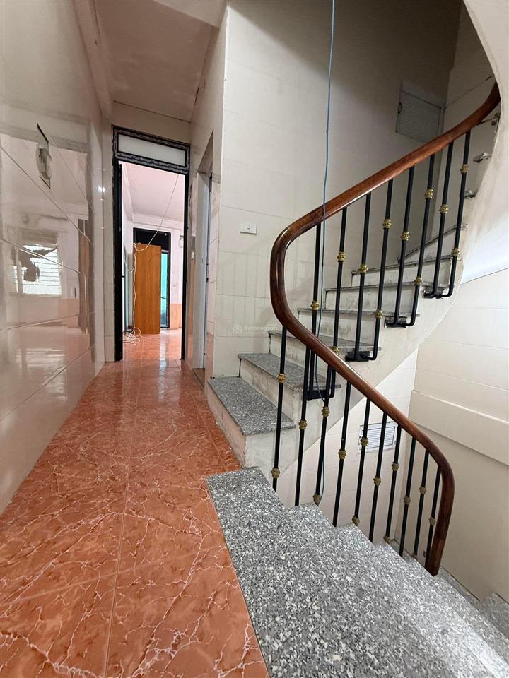 La thành, tt đống đa, ngõ 3 gác thông thoáng, gần ô tô, gần phố, dân xây chắc chắn, 45m2*4t