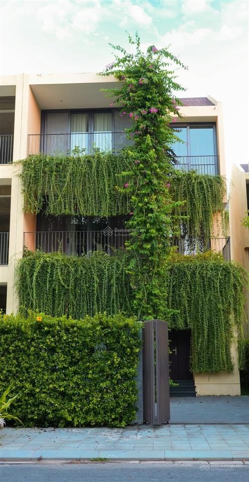 Villa 3 tầng cao cấp hội an  sẵn dòng tiền min 30tr/tháng hđ 5 năm sát rừng dừa bảy mẫu