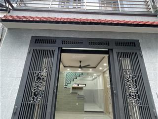 Bán gấp nhà hẻm 4m  bình tân  2 tầng  4x10m  kế ngã tư bốn xã  mà chỉ 4 tỷ là dọn vô ở ngay