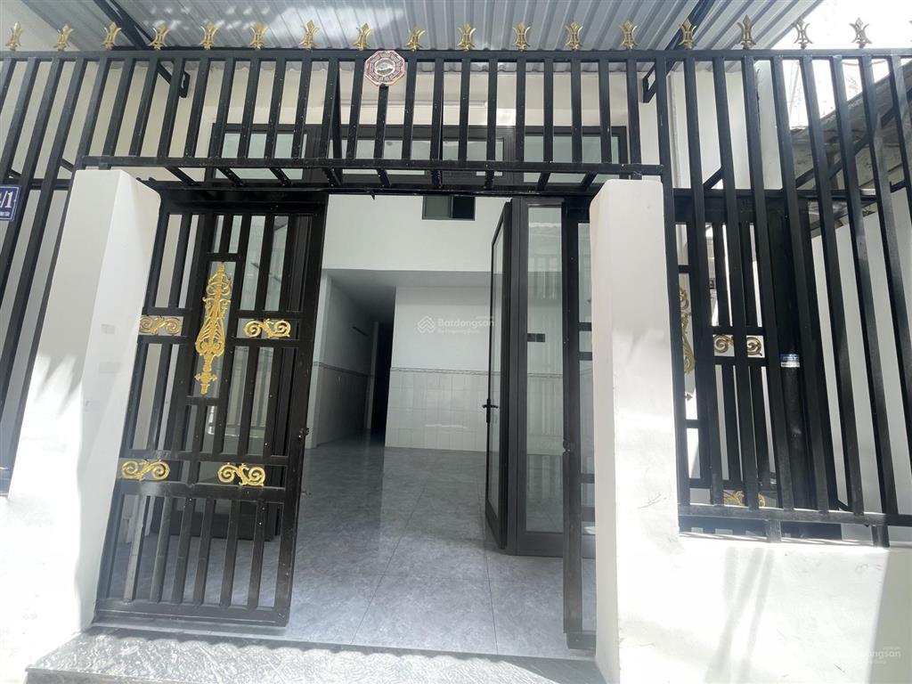 Bán nhà ngang khủng 5m  70,5m2  mà chỉ 4 tỷ  bình tân  2 tầng  kế tên lửa  vào ở ngay