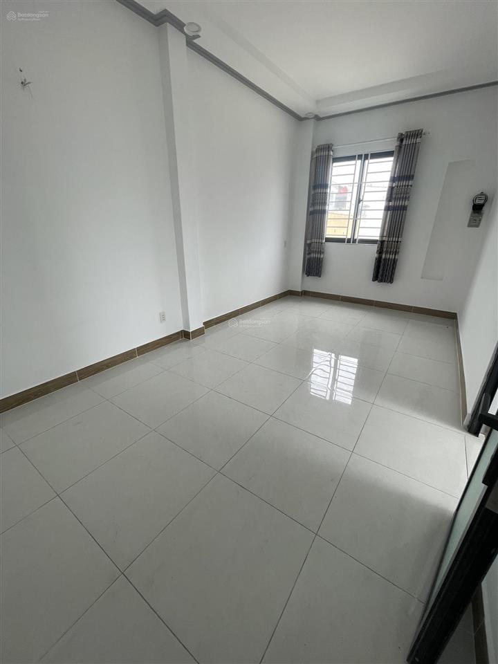 Bán nhà bình tân ngang 6m  3 tầng  hẻm 4m  mà chỉ 4 tỷ tl  vài bước ra tên lửa  shr