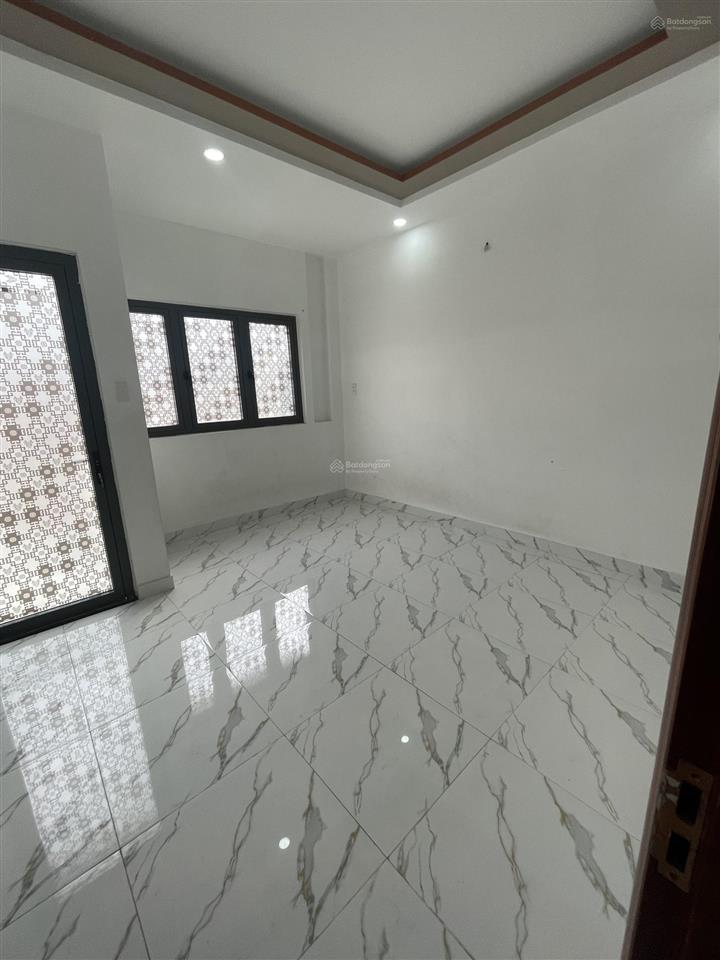 Bán nhà lê văn quới, 4 tầng có sân thượng  hxh 6m  kế aeon tân phú  vào ở ngay  6 tỷ tl