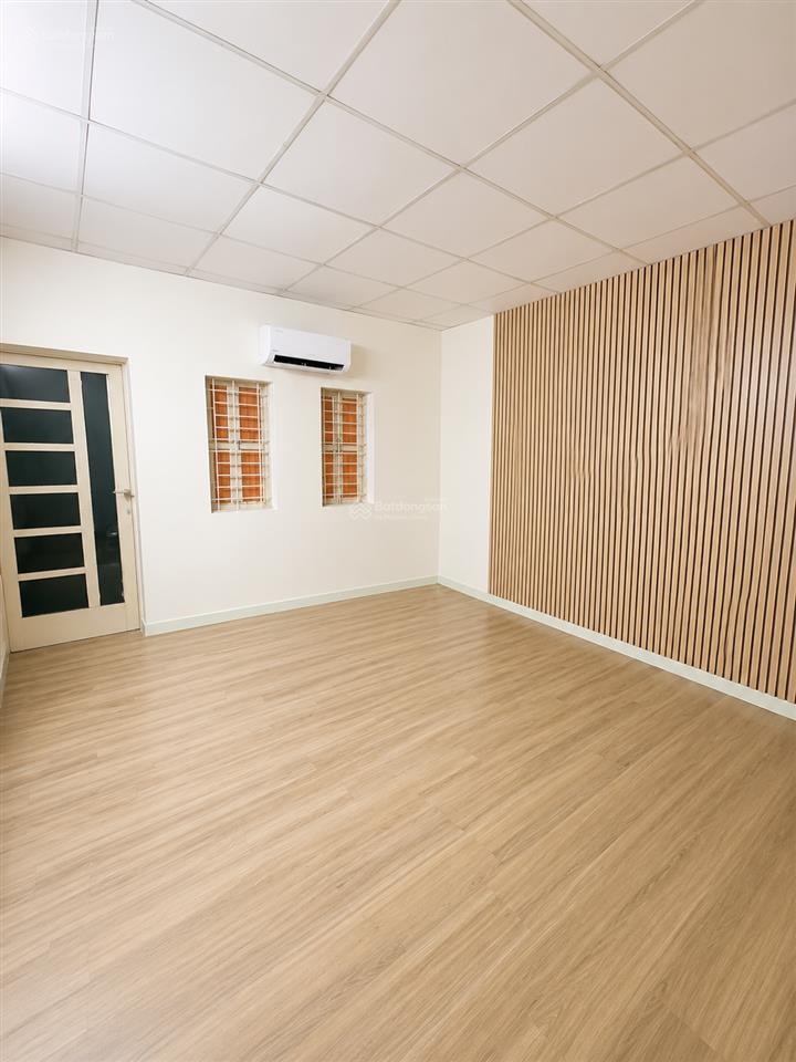 Bán gấp nhà lê văn quới  bình tân  48m² x 2 tầng  hẻm 4m chỉ nhỉnh 4 tỷ vào ở ngay