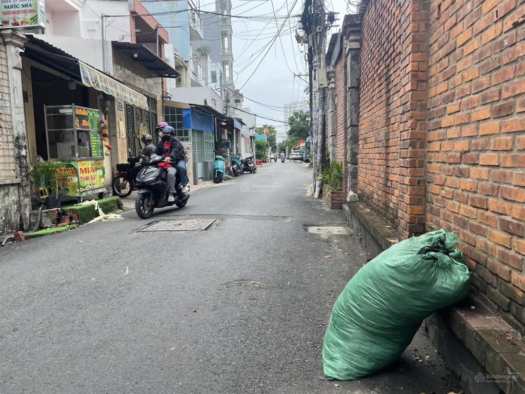 Bán gấp nhà hẻm xe hơi 4m  bình tân  44m² x 2 tầng  sổ riêng  kế ngã tư 4 xã  vào ở ngay