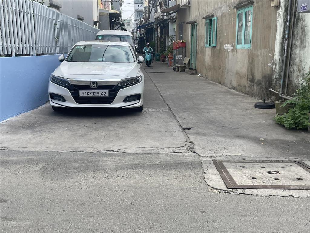 Nhà chính chủ 3 tầng  bình tân  hẻm ô tô 5m  giáp tân phú  nhỉnh 3 tỷ vào ở ngay