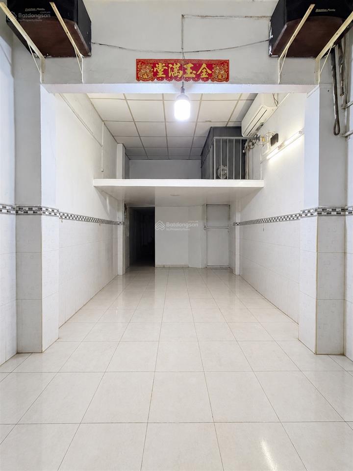 Bán nhà 2 tầng chính chủ  3x10  kế bà hom  hxh 5m thông  nhỉnh 3 tỷ vào ở ngay