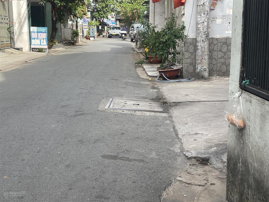 Bán nhà 2 tầng  dtsd 44m2  hẻm 6m thông  kế bà hom  nhỉnh 3 tỷ