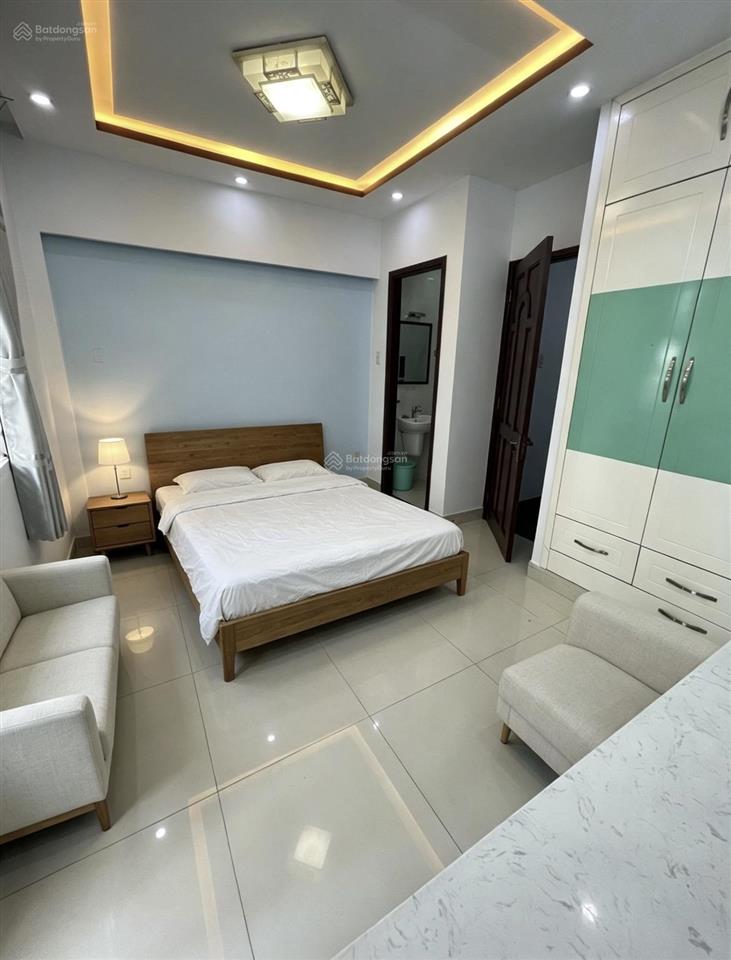 Bán nhà 4 tầng có sân thượng  4x8m hẻm 5m thông  tặng full nội thất  bình tân  nhỉnh 4 tỷ vào ở