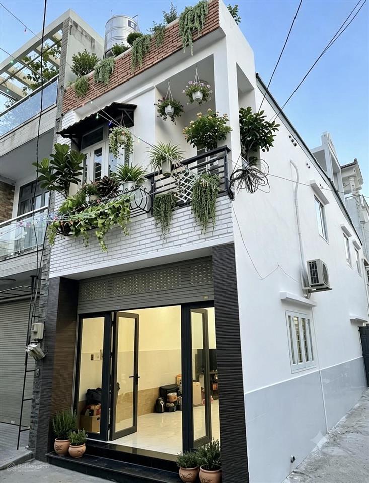 Bán nhà 4x15  2 mặt tiền lê văn quới  2 tầng  có phòng ngủ trệt   hẻm 6m thông  nhỉnh 4 tỷ tl