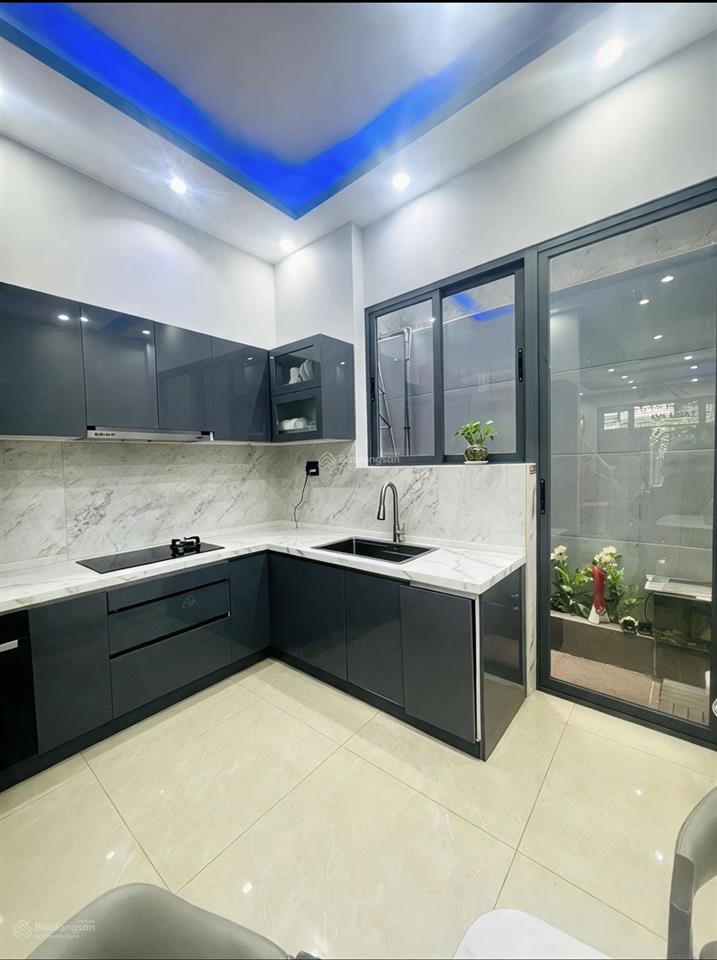 4 tầng  tân kỳ tân quý  72m2  mt hẻm  xe tải quay đầu  giáp bình long  nhỉnh 7 tỷ còn tl