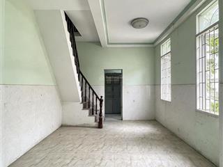 Ngay tân tạo bờ sông  32m2  2 tầng btct  xe hơi thông  giáp tl10  nhỉnh 2 tỷ tl
