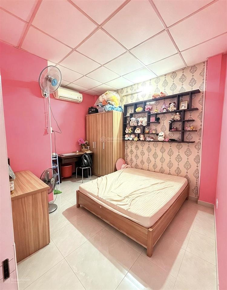 2 tỷ xíu " ngay hl2  32m2  2 tầng btct  hẻm 4m thông  giáp phan anh 4 xã  shr  có dòng tiền