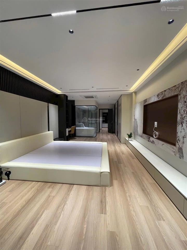 Bán nhà riêng 71m2 x7 tầng, gara hai xe 7 chỗ