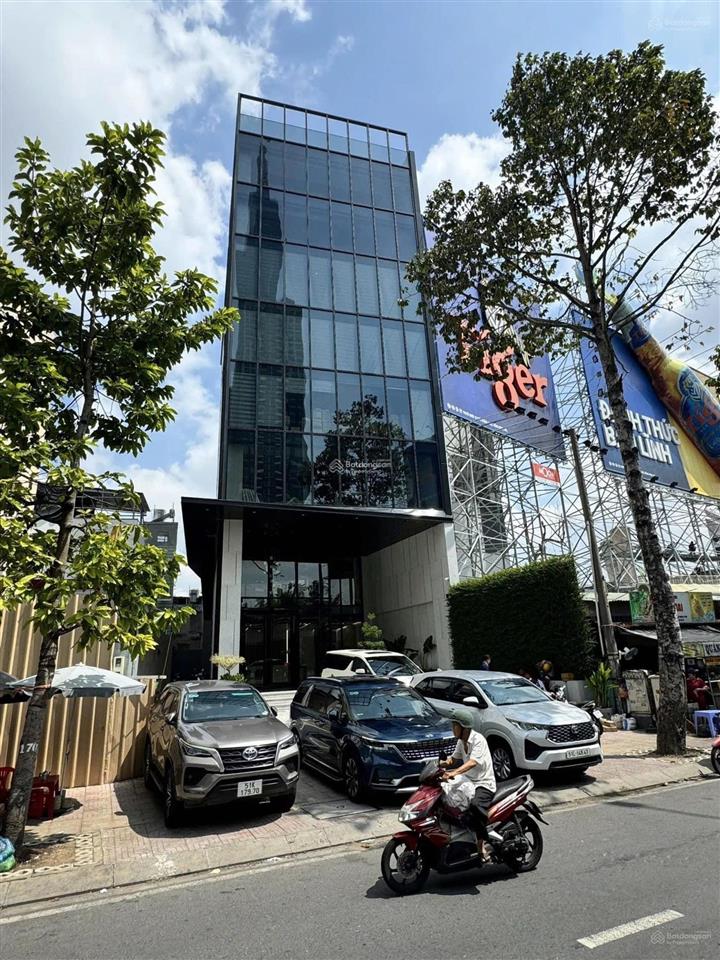 Đối diện landmark 81  toà nhà mt nguyễn hữu cảnh bình thạnh  dt 10x25m  h7t  giá chỉ 68 tỷ