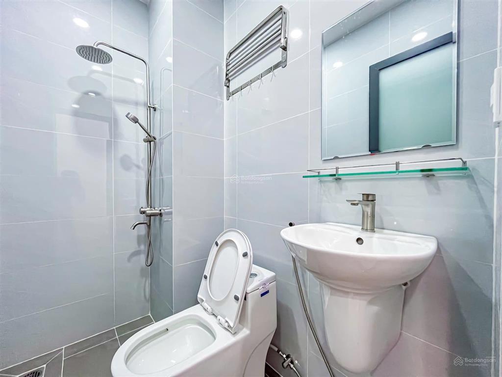 Căn hộ mới xây full nội thất gần chợ, trung tâm q7, tdtu, nttu, rmit, ufm