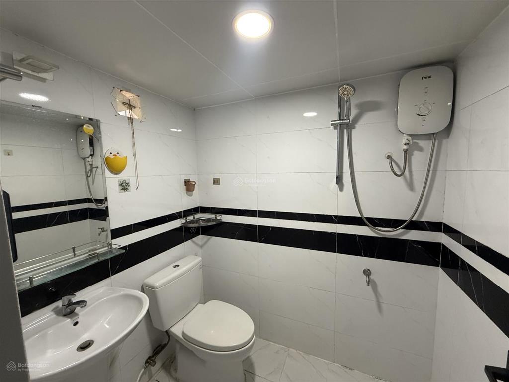 Phòng có gác đầy đủ nội thất gác cao 1m7 ngay trung tâm quận 7 gần tdtu, rmit, ufm, tdtu, pmh