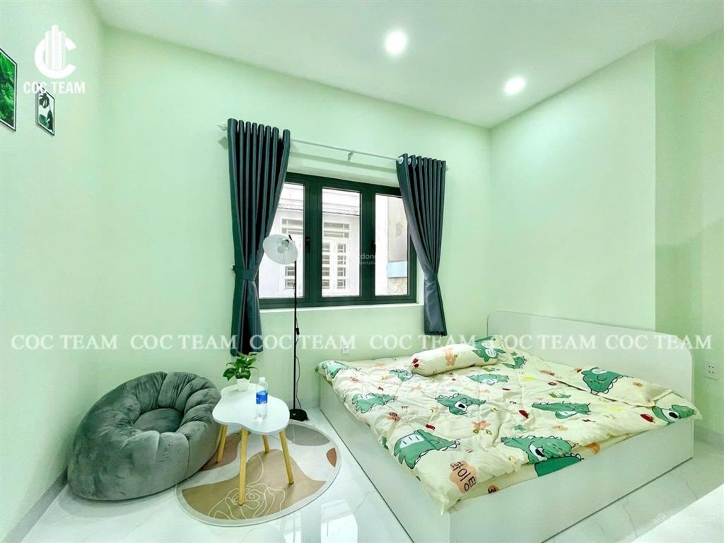 Căn hộ cửa sổ vách ngăn tách bếp đầy đủ nội thất gần kcx, vng, ufm, tdtu