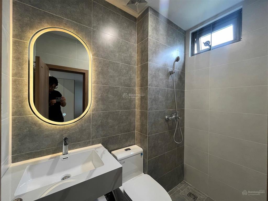 Căn hộ có gác cửa sổ mới xây bóc seal ngay lâm văn bền thuận tiện qua tdtu, rmit, nttu
