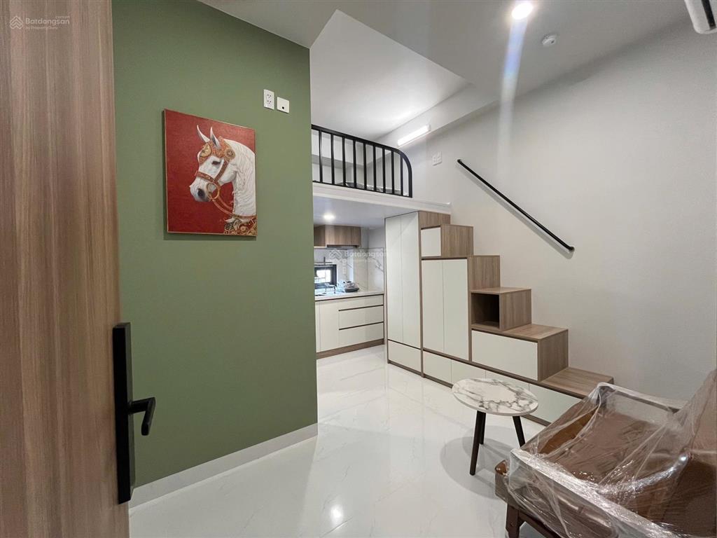 Căn hộ có gác cửa sổ mới xây bóc seal ngay lâm văn bền thuận tiện qua tdtu, rmit, nttu