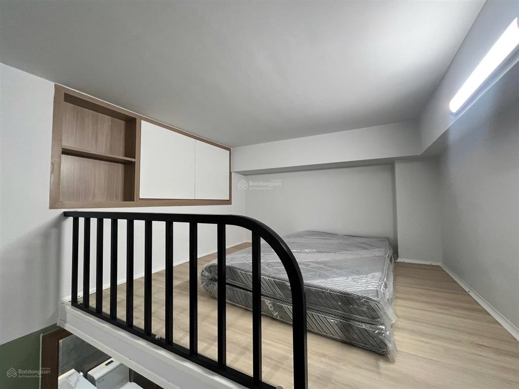 Căn hộ có gác cửa sổ mới xây bóc seal ngay lâm văn bền thuận tiện qua tdtu, rmit, nttu