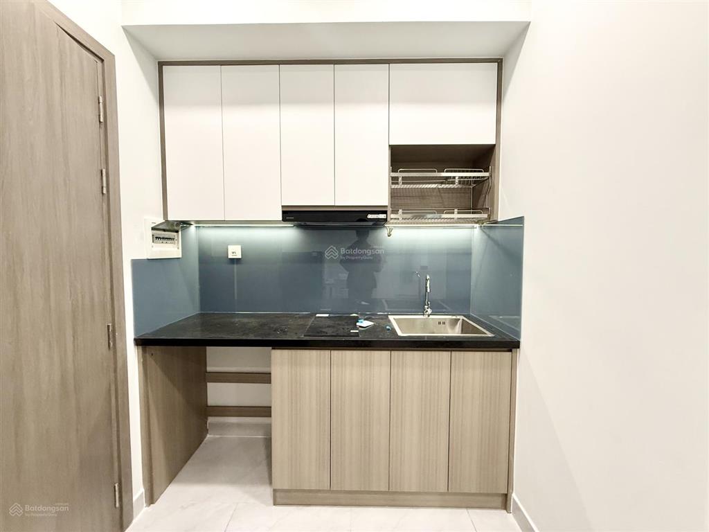 Mở hàng phòng mới đầy đủ nội thất có máy giặt riêng cửa sổ trời gần pvgas, rmit, tdtu, tnmt, secc