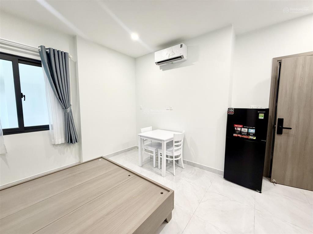Mở hàng phòng mới đầy đủ nội thất có máy giặt riêng cửa sổ trời gần pvgas, rmit, tdtu, tnmt, secc