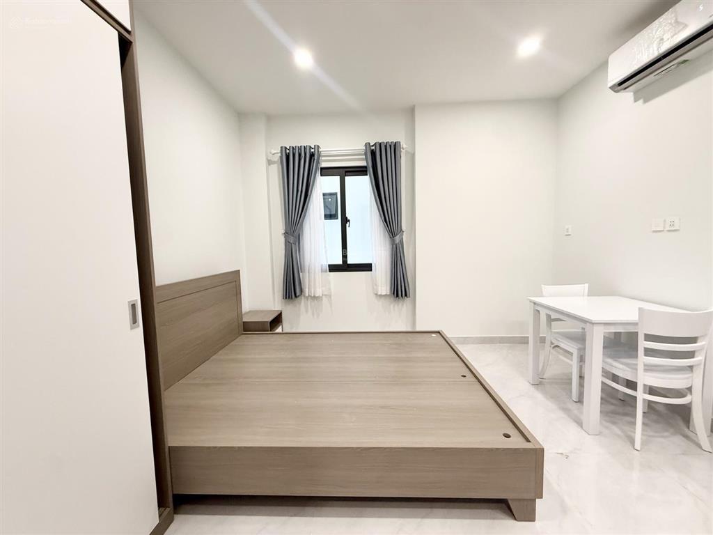 Mở hàng phòng mới đầy đủ nội thất có máy giặt riêng cửa sổ trời gần pvgas, rmit, tdtu, tnmt, secc