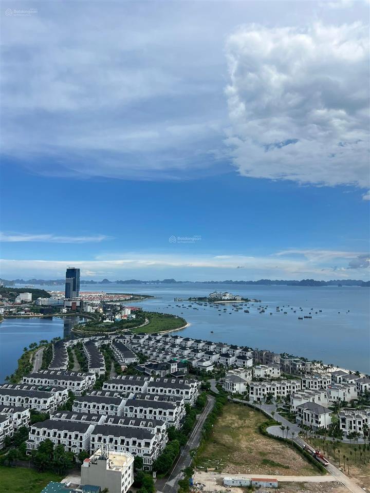 Căn aria 2 phòng ngủ view hồ, biển siêu đẹp chỉ hơn 5 tỷ