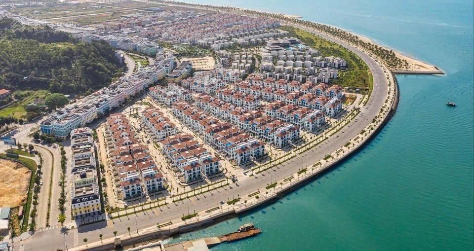 Song lập feria trục thông ra biển, gần công viên đã sẵn sổ đỏ