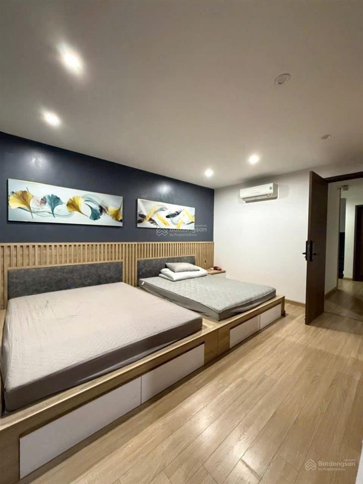 Bán nhanh căn liền kề monbay trục thông ra quảng trường