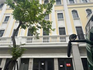 Cắt lỗ căn shophouse europe hạ long khu du lịch sầm uất