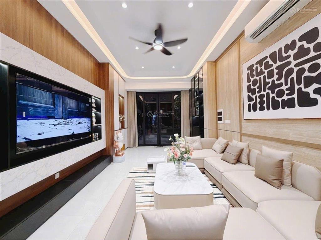 Bán nhà mới xây 100%  kdc tân quy đông  76m2 4 tầng thang máy  view công viên  giá nhỉnh 20 tỷ