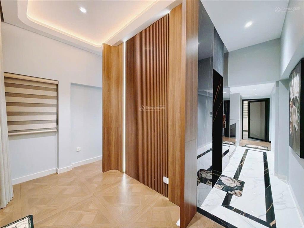 Bán nhà mới xây 100%  kdc tân quy đông  76m2 4 tầng thang máy  view công viên  giá nhỉnh 20 tỷ