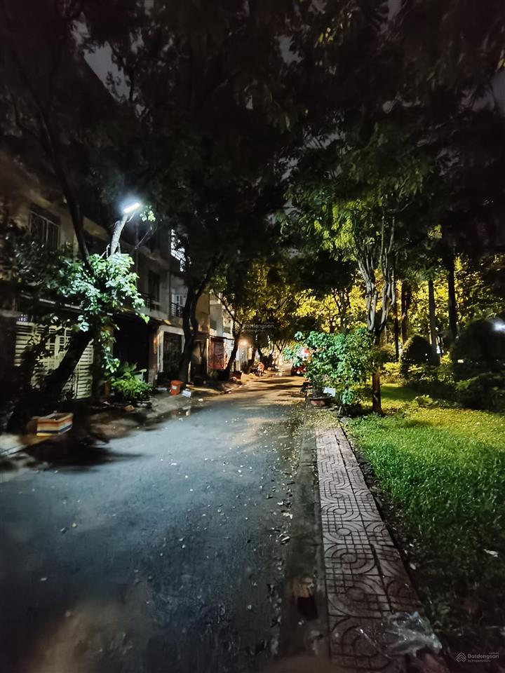 Bán nhà mới xây 100%  kdc tân quy đông  76m2 4 tầng thang máy  view công viên  giá nhỉnh 20 tỷ