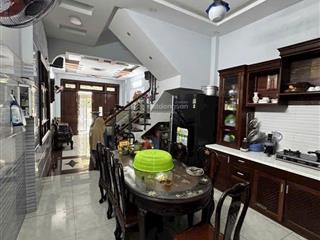 Giảm 900tr, siêu phẩm 4 tầng nguyễn văn quá q12 giáp gò vấp, 113 m2, hxh, 8pn, dòng tiền hàng tháng