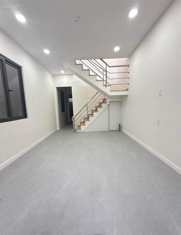 Nhà q12 ra song hành, hxh, 4,5x15m, 2 tầng, 4 pn, nhỉnh 4 tỷ