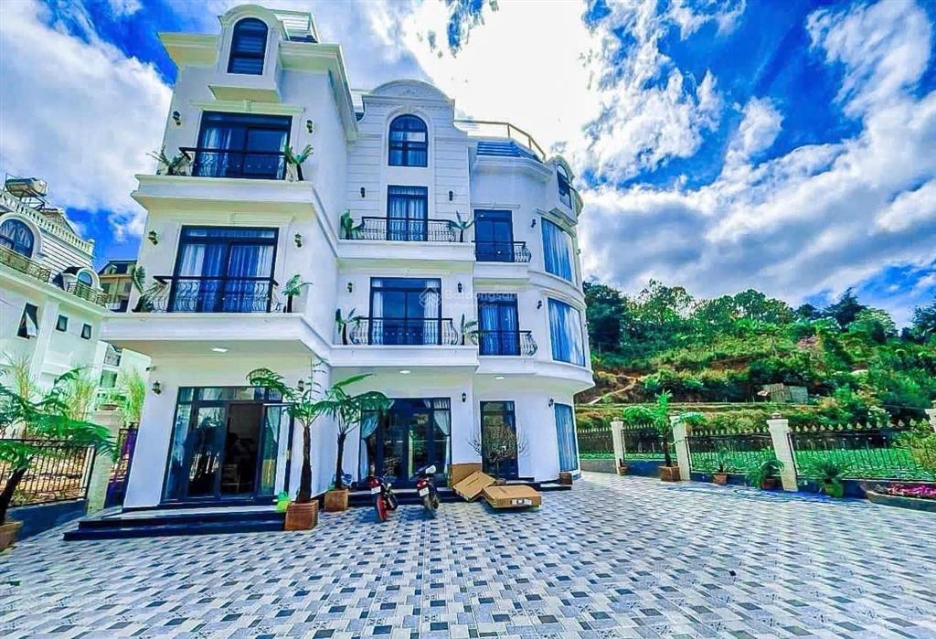 Cho thuê 4 căn nhà ở đầy đủ nội thất