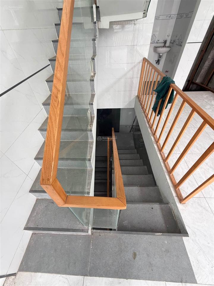 Nhà mặt tiền trần thị cờ q12  4mx11m  5 tỷ