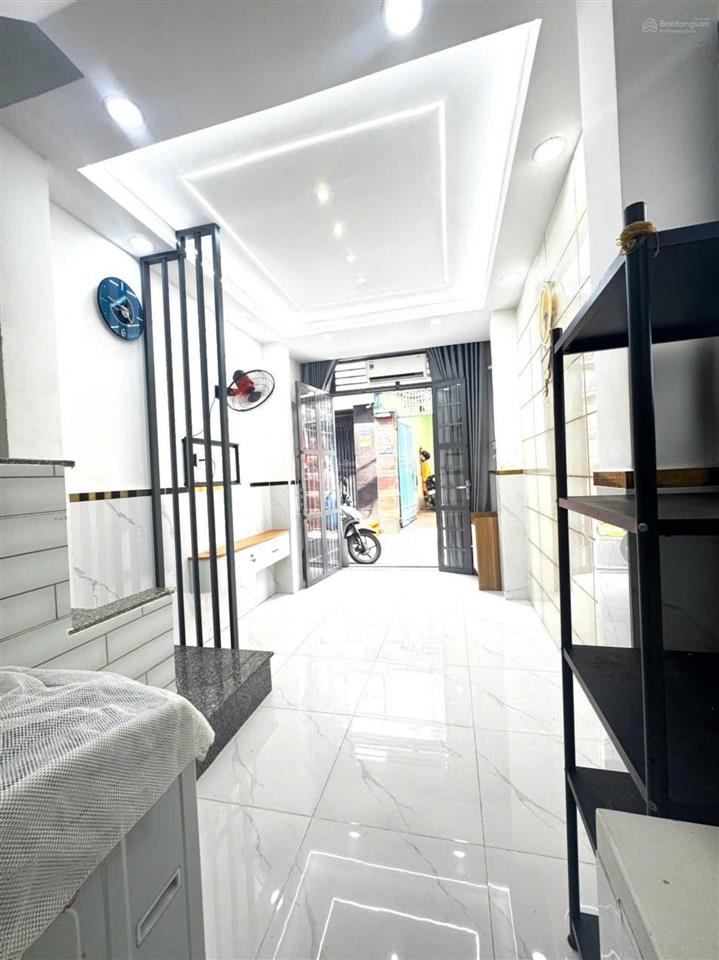 Phan văn trị  18m2  hẻm xe tải  gò vấp  chỉ 3.35 tỷ