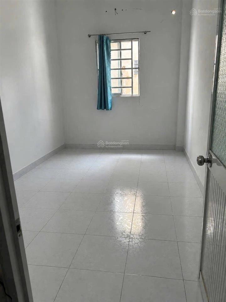 Nhà nguyên căn dương quảng hàm  10tr/tháng thương lượng.