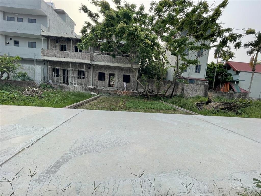 Chỉ 10 phút đến sân bay & cầu nhật tân  lô đất 81m2 mặt tiền 10m hiếm có tại vân nội.