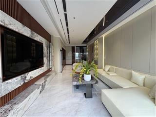 Bán nhà phố cổ linh, gara 2 ô tô 7 chổ, full nội thất, 71 m2, 7 tầng, thang máy, chỉ nhỉnh 19 tỷ.
