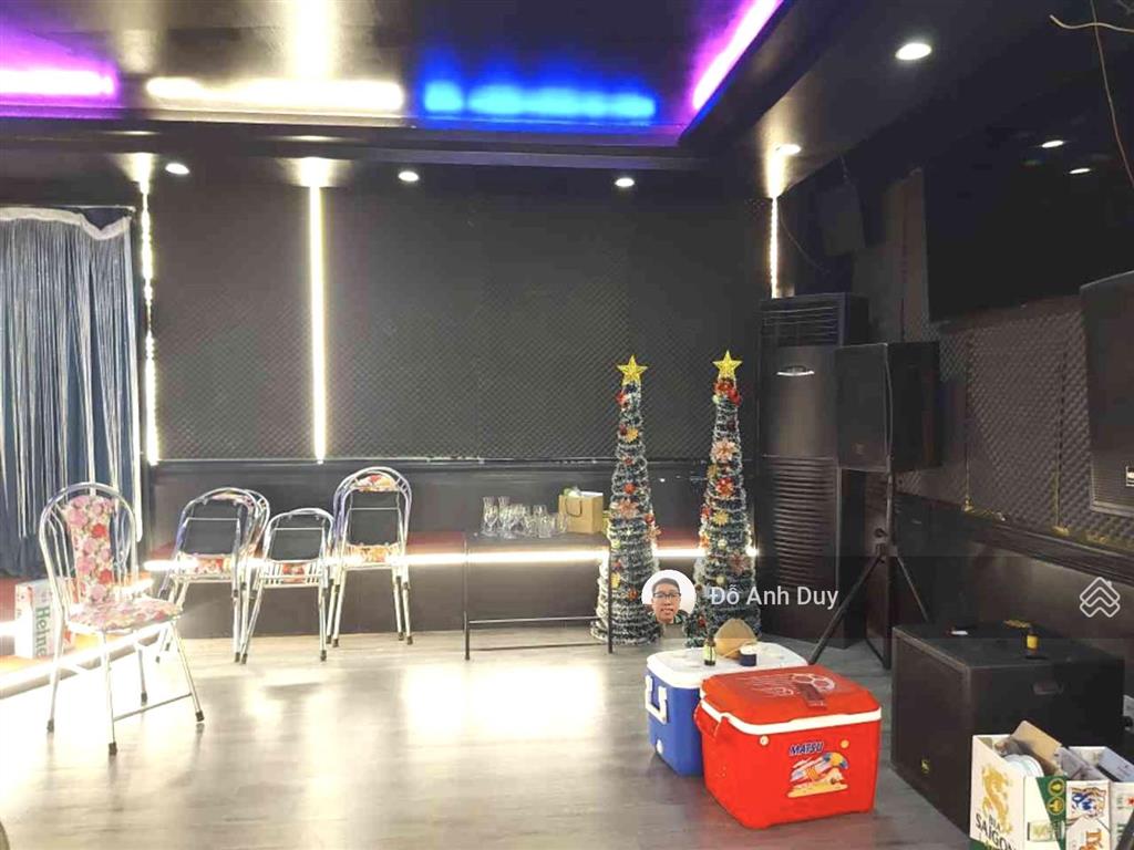 Nhà ngay cộng hoà 7 x 10 m 3 tầng 7 tỷ hẻm 4m biệt thự mini